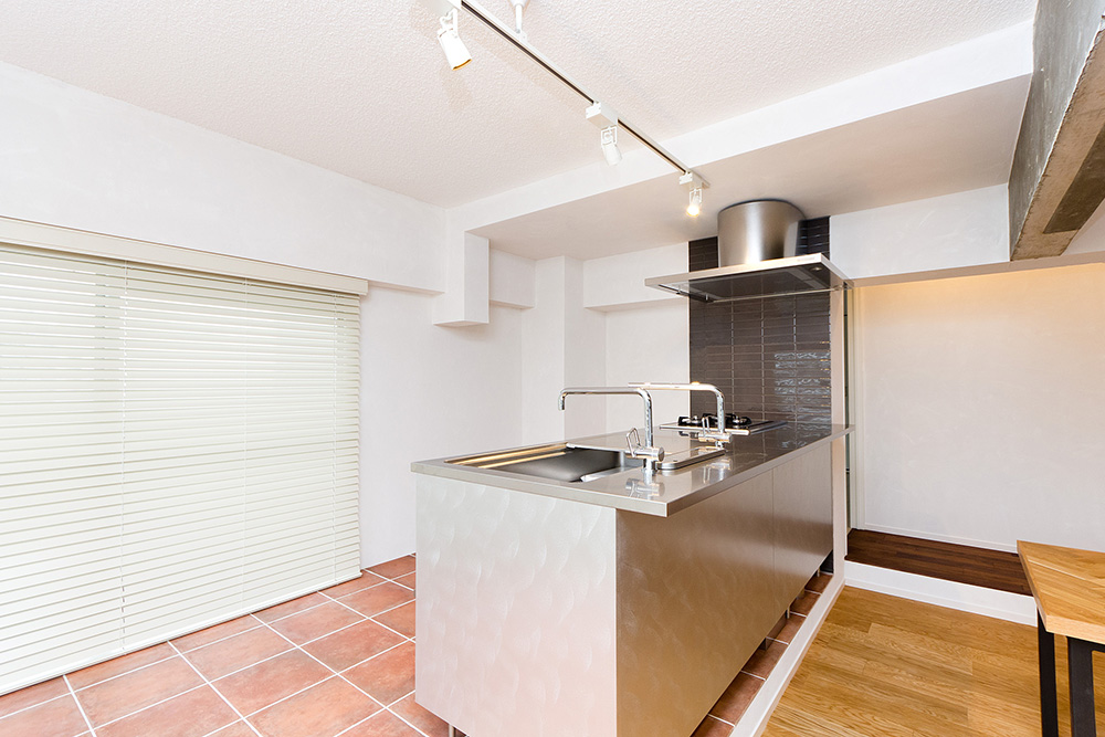 マンションのキッチンリフォーム費用相場＆ビフォーアフター事例8選！注意点もご紹介リフォーム費用の一括見積り -リショップナビ