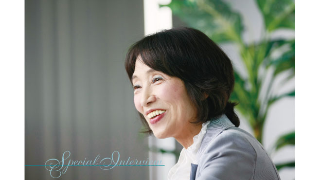 キャリアウーマン」になりたい人必見！仕事がデキる女になる5つの方法Smartlog