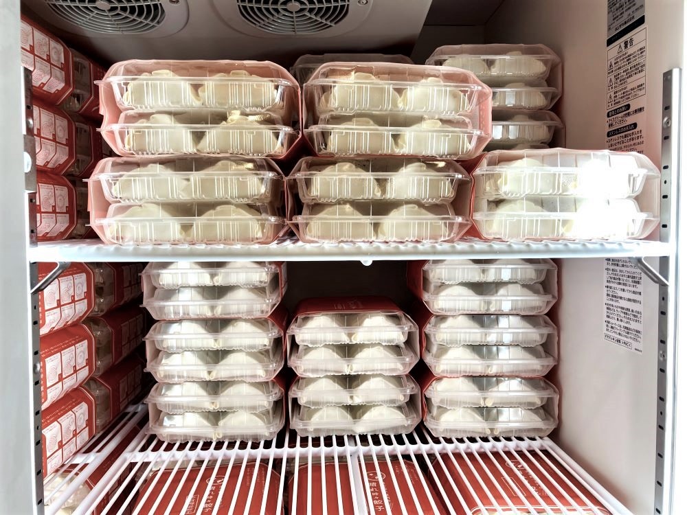 共有の冷蔵庫の中身をルールを作って管理出来る張り紙・共同で利用する時に使い方の案内とし利用可能なテンプレートです。 共有