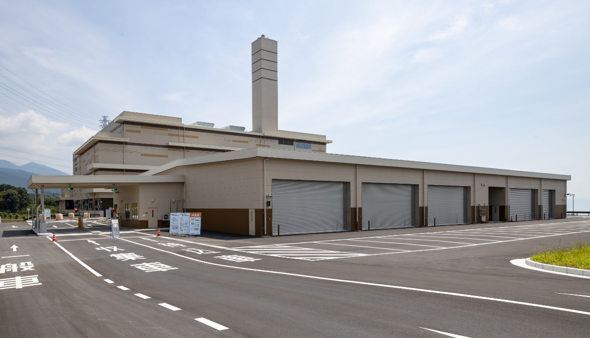 安全と安心を約束する資源循環パーク～ 富士市新環境クリーンセンター建設工事 - ズームアップ - けんせつ静岡 No.276 2019 SUMMER