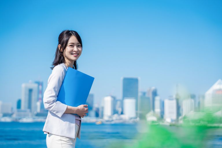 生保のセールスレディ の仕事はつらい？仕事の内容や大変な点、今後のキャリアについて考察スキルアップや転職に役立つFP向けコラムファイナンシャルプランナーWanted