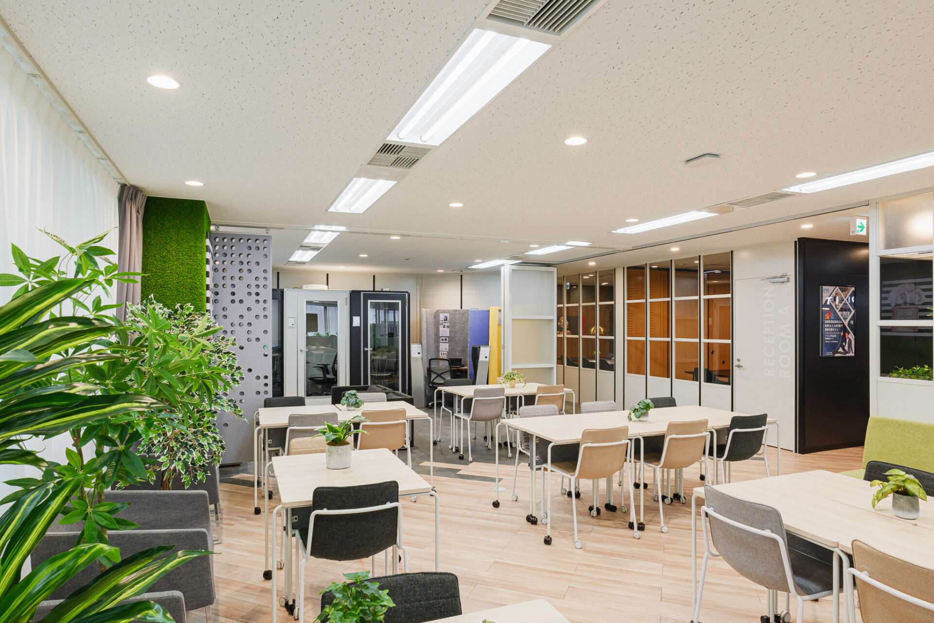 注目5事例 リフレッシュスペースとは？オフィスのプロが教える社員の幸福度を高める方法リリカラ株式会社