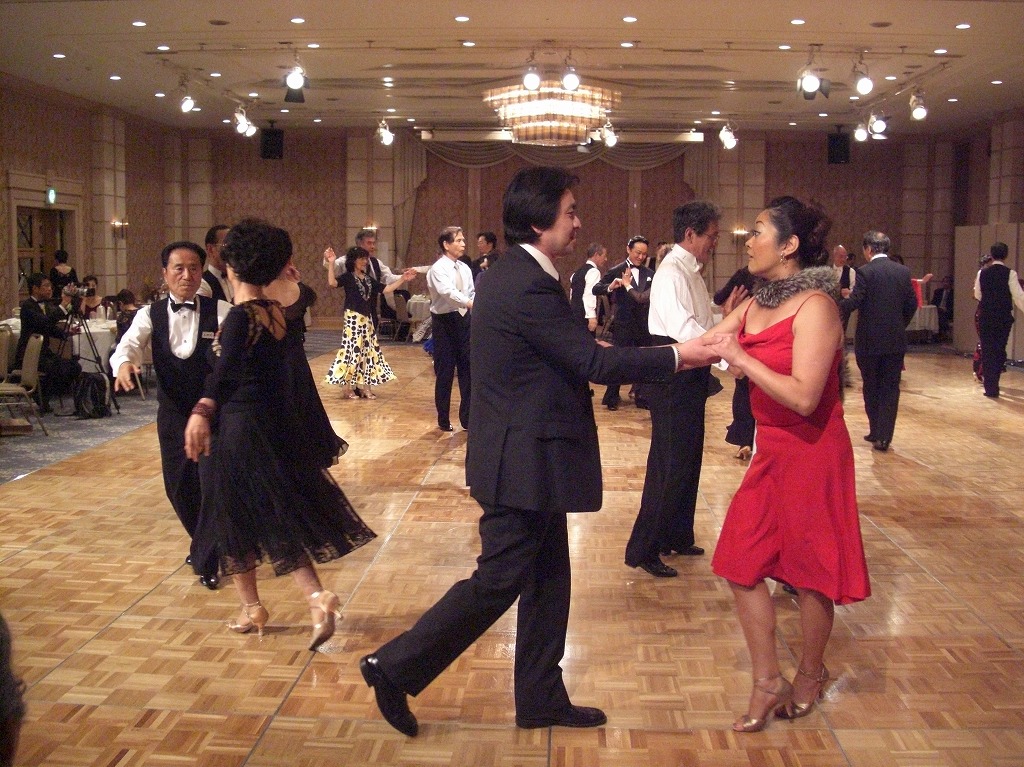 アサシンクリード ユニティ 花火舞い散る夜に、貴族のダンスパーティ PS4- YouTube