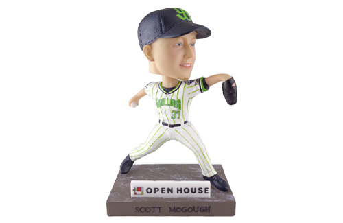 ヤクルトがマクガフと２年、スアレスと１年契約 エスコバーは退団 野球 デイリースポーツ online