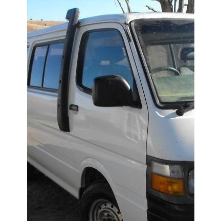 ☆ハイエース100系 シュノーケルダクト☆