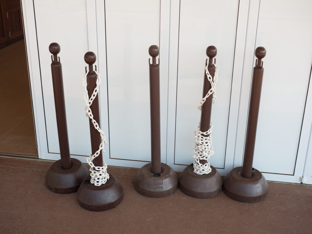 AmazonFORRTY ポール 駐車場 駐車場ポール おしゃれ 駐車ポスト 駐車 場 ポール 車止め 駐車場のポール バリカー 車止め ポール埋め込み 車止め ポール 車止め ブロック 駐 車場 車輪 止め 車止めブロック 駐車場 コーン カーストッパー 駐車ブロック 輪止め 車止め