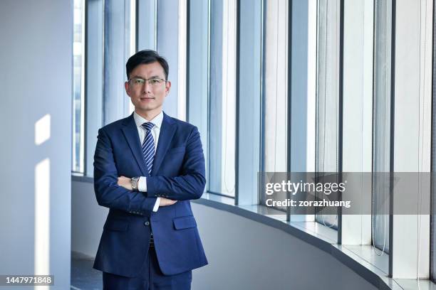 ビジネス女性のポートレート 33000004703 の写真・イラスト素材アマナイメージズ