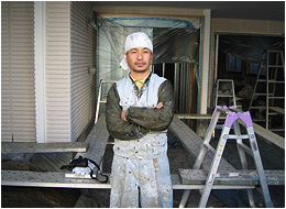 テーブル塗装・家具塗装を専門とする会社です