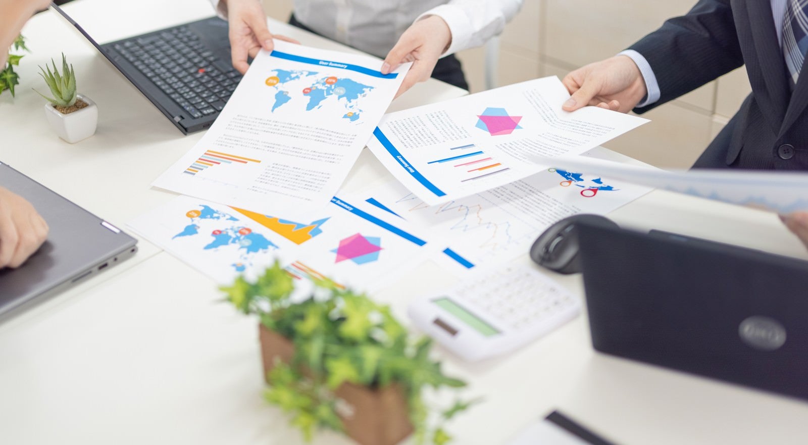 プレゼン報告イラスト無料イラスト・フリー素材なら「イラストAC」