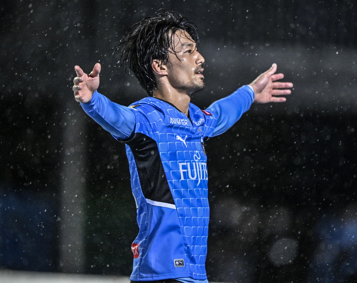 Ｊ１受賞者 川崎フロンターレ MF41家長 昭博：明治安田生命Jリーグ KONAMI月間MVP：明治安田生命Ｊリーグ 月間表彰：Ｊリーグ.jp