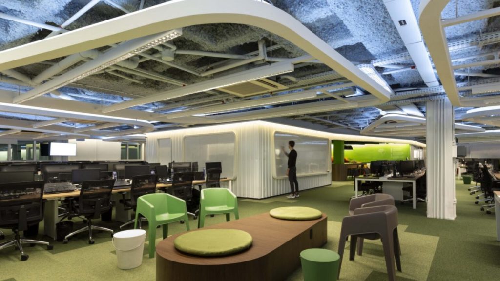 海外と日本の働き方の違いとオフィスデザインShina Interior Works合同会社