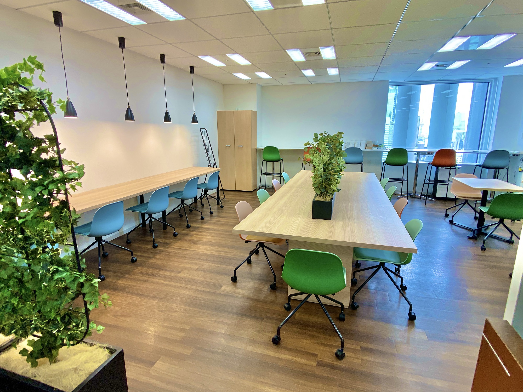 オフィス休憩室 アイデア7選！事例やおすすめの設備を紹介コラムオフィス移転・レイアウト・デザインコクヨマーケティング