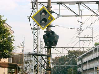 踏切動作反応灯 西武鉄道① - YouTube