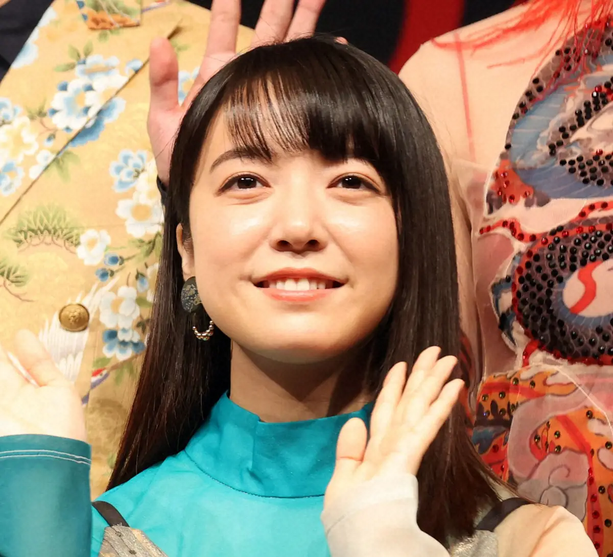 画像 「早く爆発しろ」「既成事実では？」 インタビューに先輩女子と恋人のフリをして答えるマンガに「はよ付き合え」の声多数 6 15 -ライブドアニュース