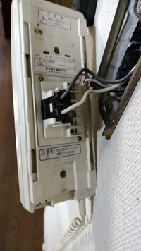 インターホン・ドアホンの外し方