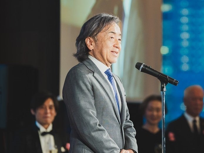 黒川光博×齋藤峰明「虎屋とエルメスに見る『老舗の流儀』とは」News Headlines新潮社