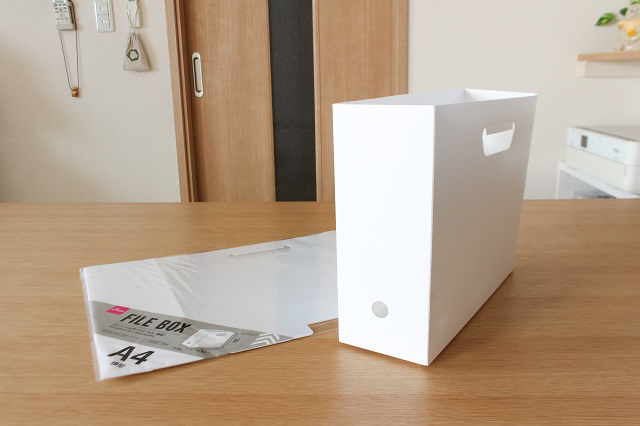 ごちゃつくルーター周りの配線がすっきり！「DAISO」と「無印良品」で作るワンコイン収納 - 片づけ収納ドットコム