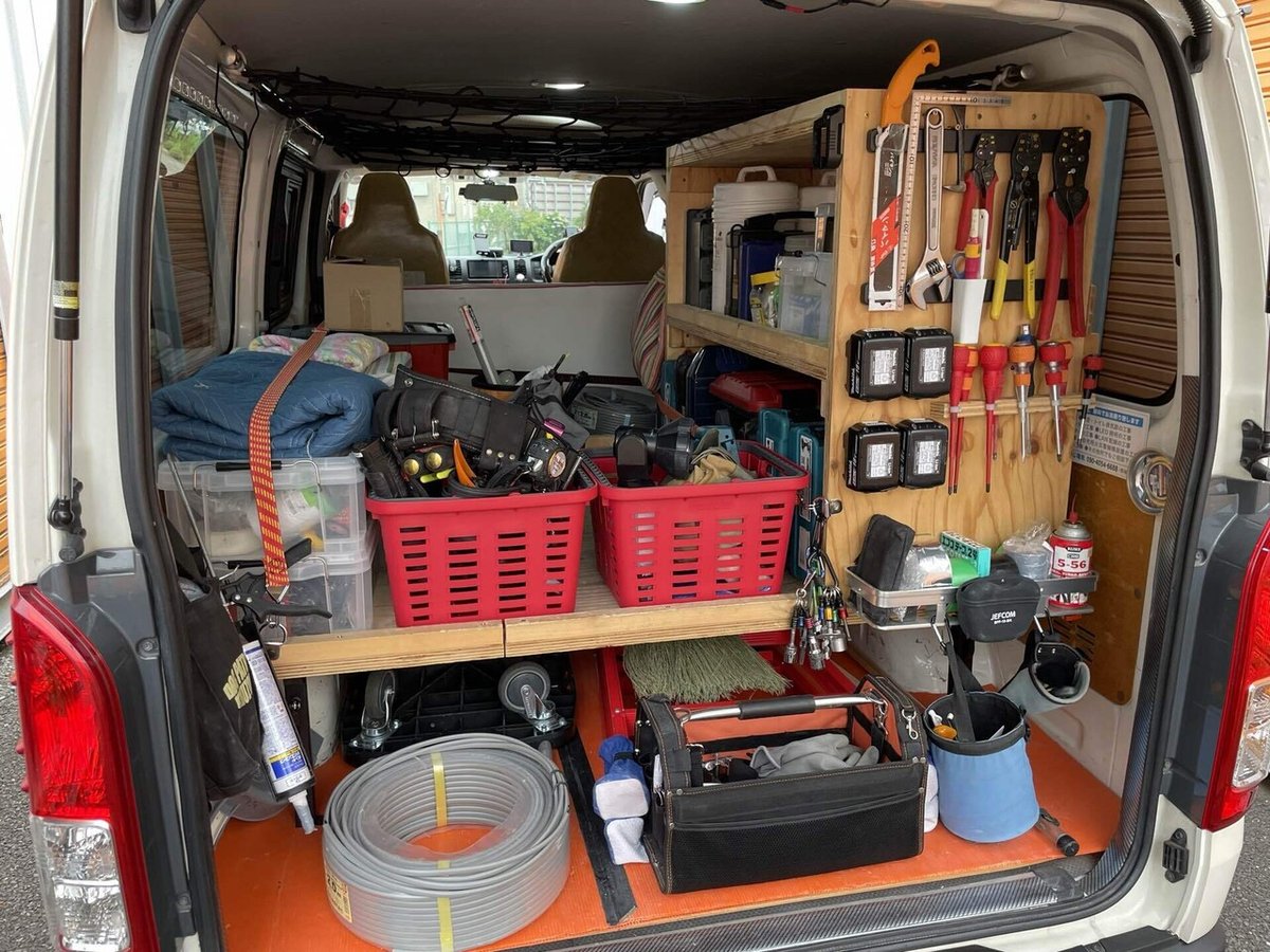 ハイエースのDIYの棚！車検の為、取り外し