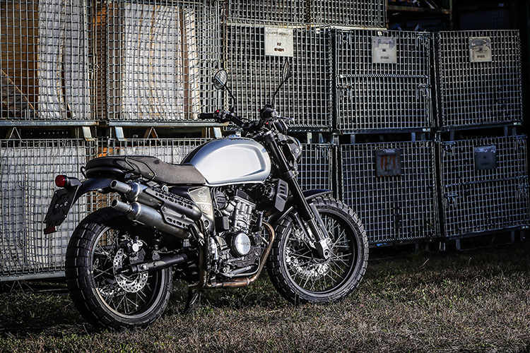 SR400 カスタム紹介 スクランブラー 4 SR400カスタムショップ PRESTO customcollection