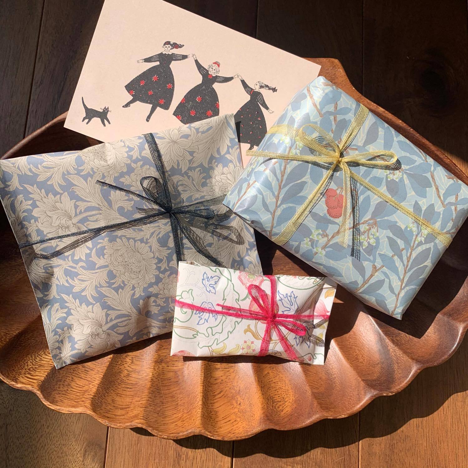 JCBギフトカードの包装の仕方は？100均アイテムでプレゼント用におしゃれラッピングする3つの方法 - 金券なび