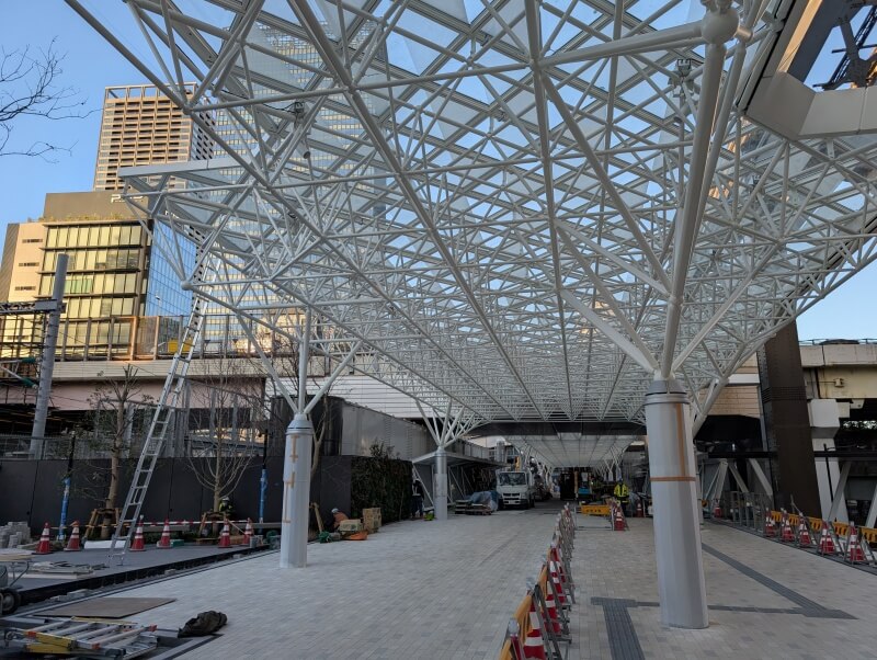 新芝浦駅 JR鶴見線- 空を読む