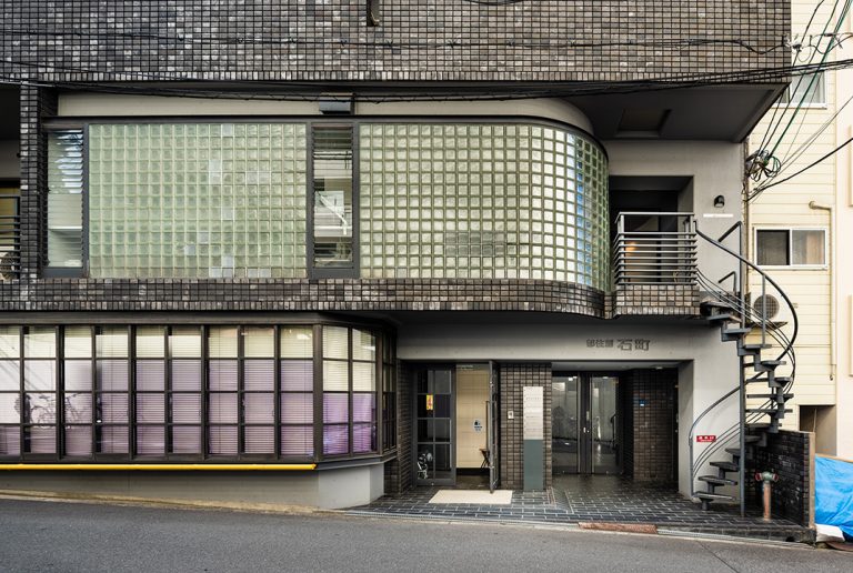 KAKUTA 第19回公演『目を見て嘘をつけ』