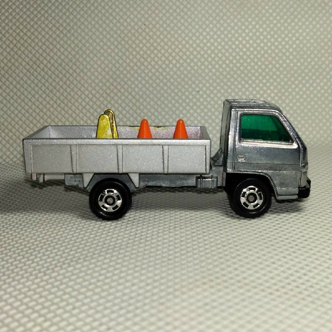 トミカ 道路作業車セット いすゞ エルフ 道路工事標識車 オレンジ 橙 絶版 希少 トラック