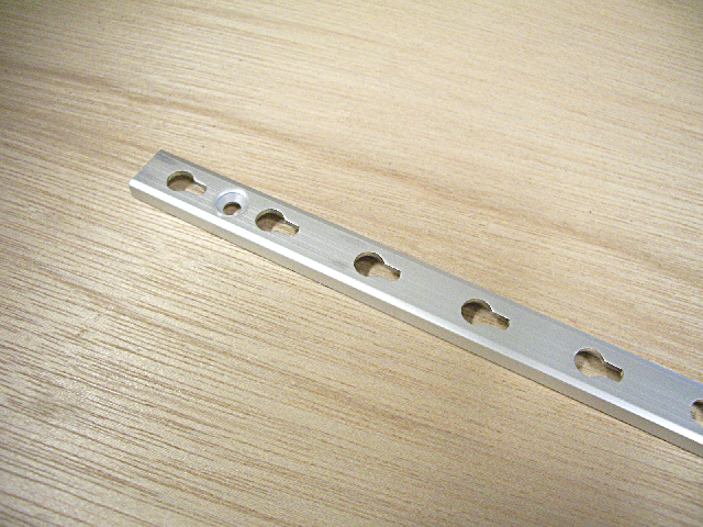 ステンレス棚受けレール ダボレール・棚柱・ダボ柱 450mm 1本単位販売 爪別売 SA-TB450 棚DIY : ノナカ金物店 - 通販 -Yahoo!ショッピング