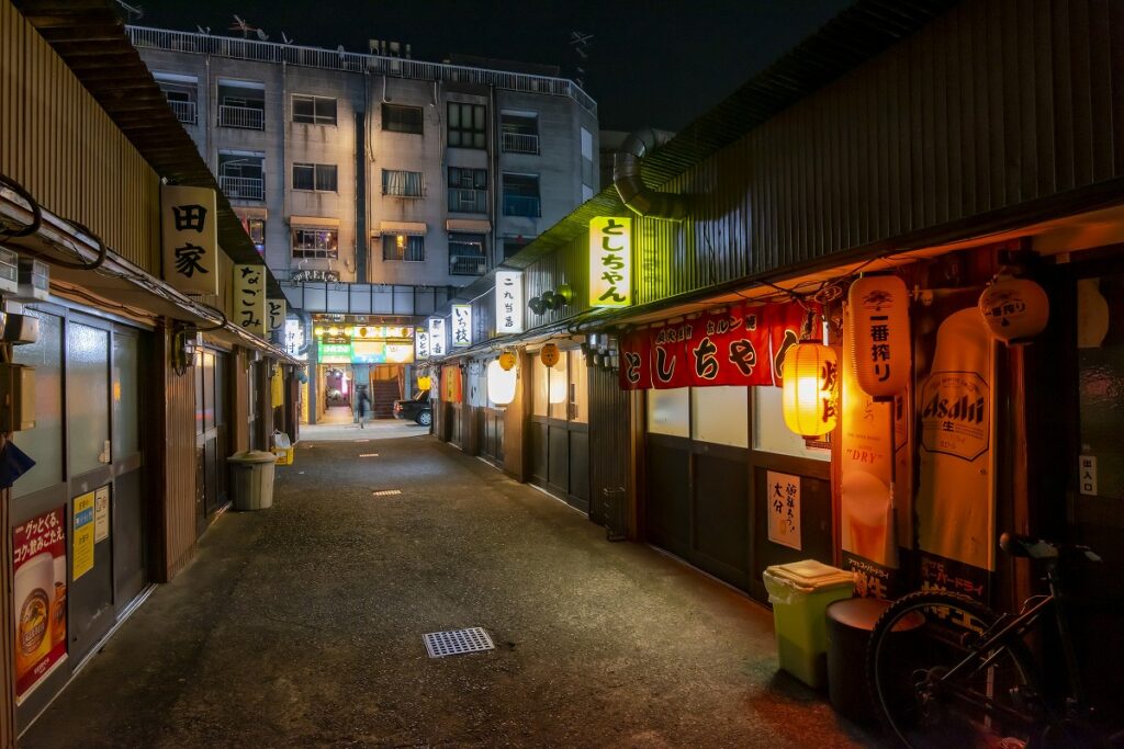 大分市中央町のバー macciで楽しむTikTok