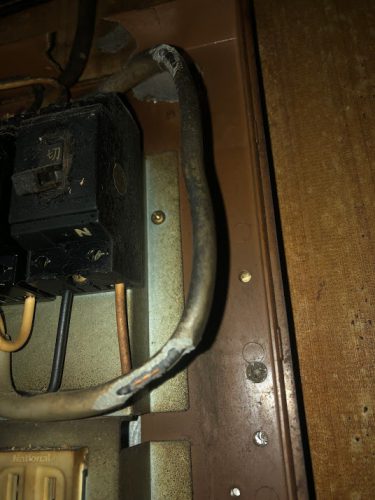 ブレーカー交換で知っておきたい交換費用相場と適正業者の探し方 -ジモデン