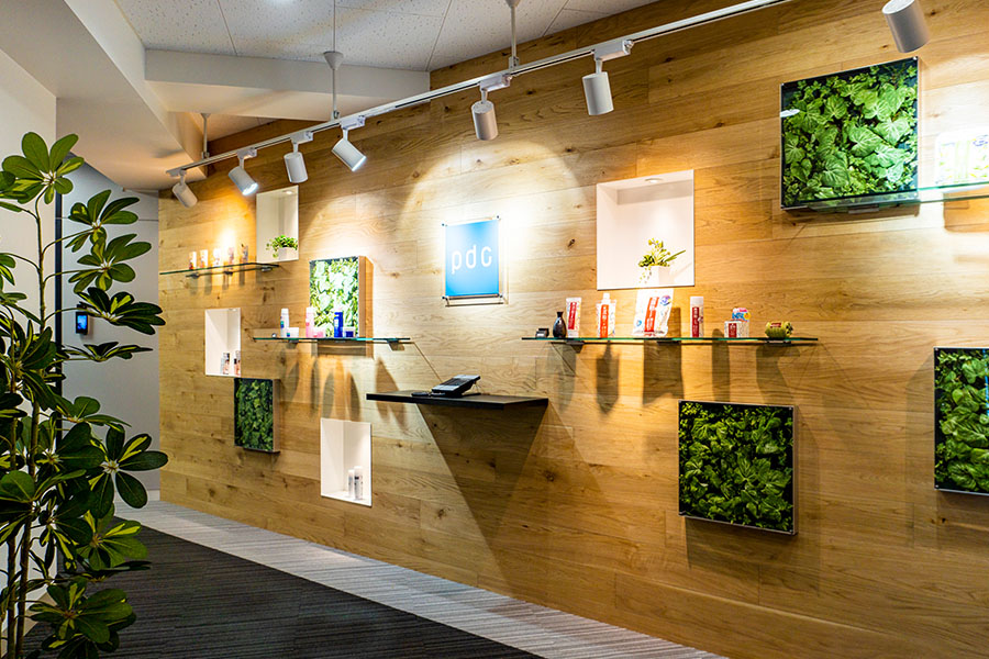 オフィス エントランス横浜ディスプレイミュージアム