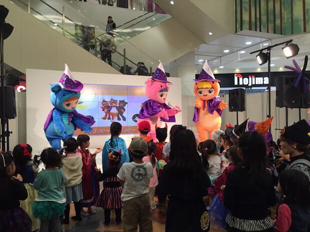 テーマパーク 着ぐるみ 中の人TikTok