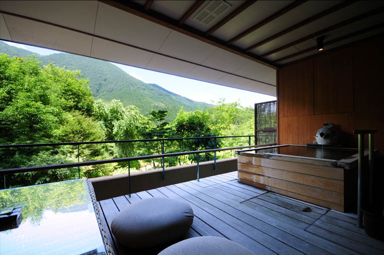 1歳児と行く子連れ旅行「箱根吟遊」のレポ！日本一予約の取れない宿は満足度も高かったyunoayato