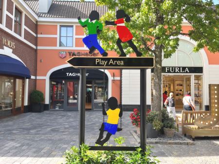 ルールモントのアウトレットモール│オランダjp