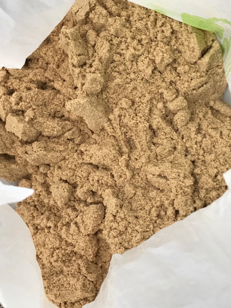 コイン精米機から排出された米ぬかの写真素材18555305- PIXTA