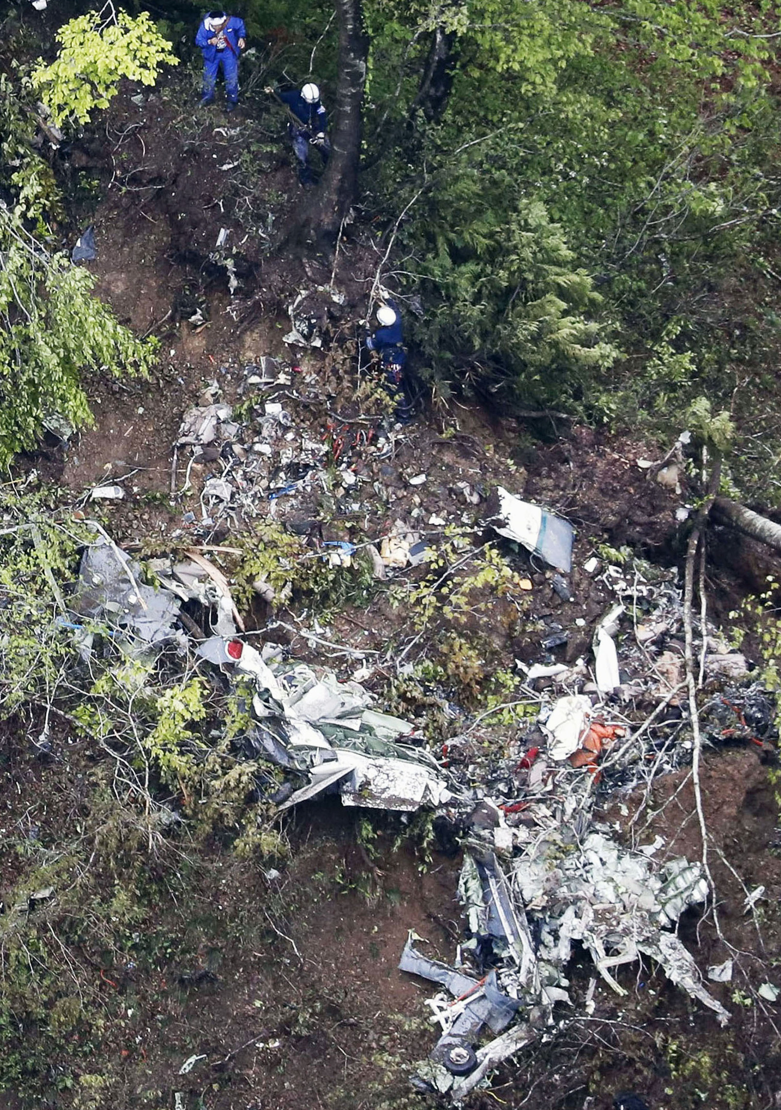 手を振って出発”直後の墜落 墜落機パイロットは29歳と31歳 事故数分前の映像から分かることは愛知・犬山市 自衛隊機墜落事故 中京テレビＮＥＷＳ- Yahoo!ニュース