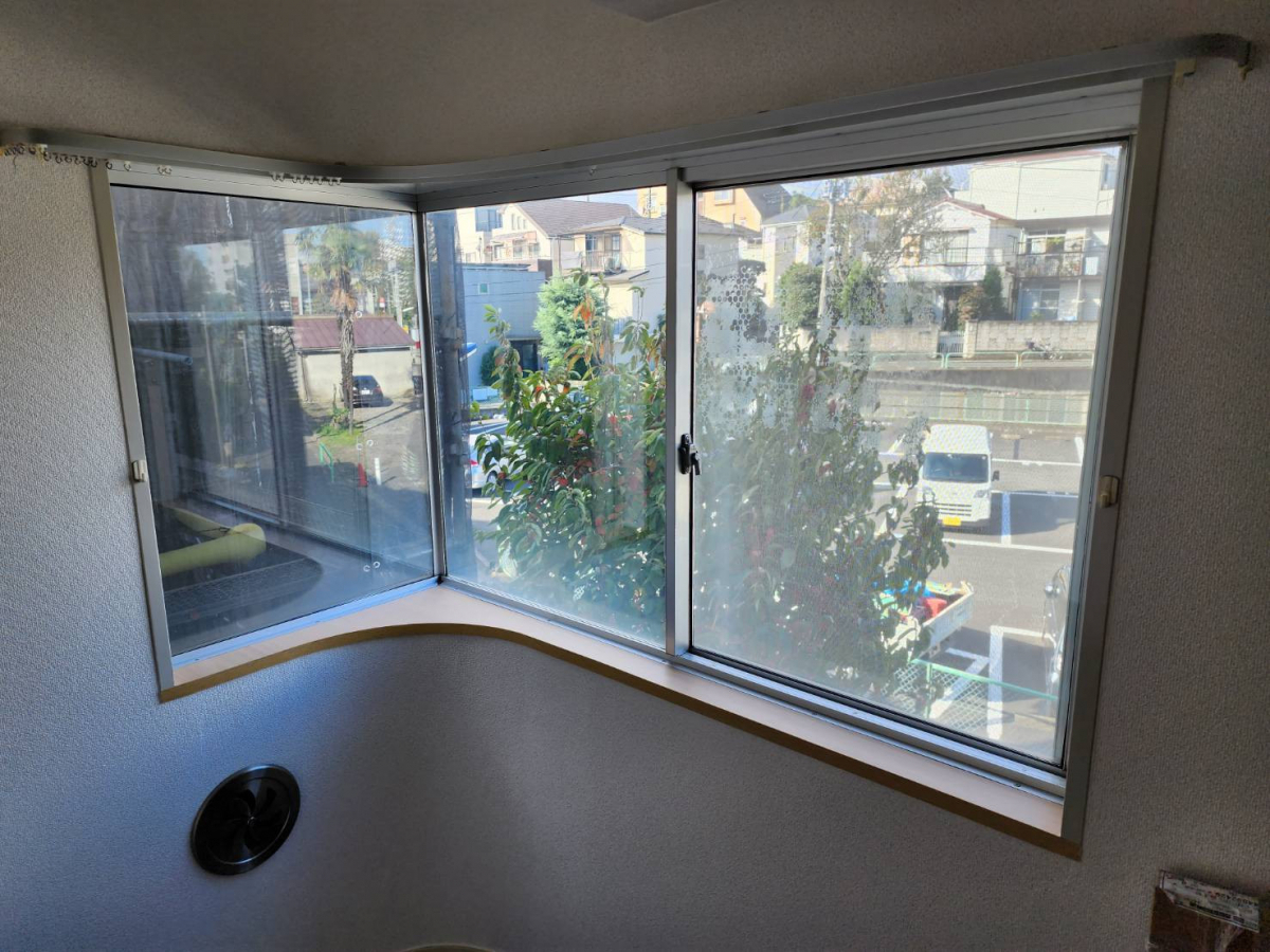 スチール製コーナーガラス株式会社清水住建工業長野市サッシ工事・エクステリア・外構工事