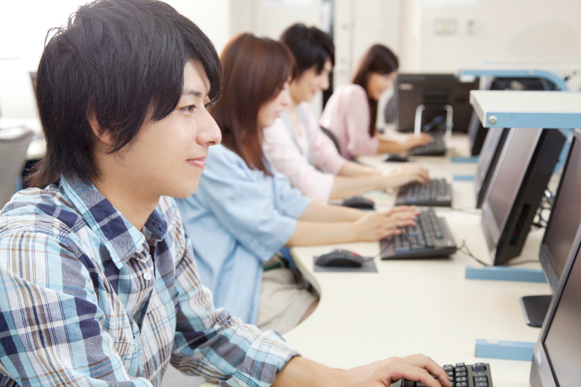 これもコールセンターのお仕事?メール・チャットオペレーターとは