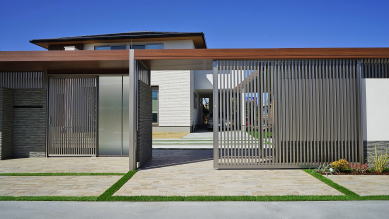 ガレージ前の駐車スペース 名古屋市新築外構ルボワガーデン＆エクステリア 外構安城市・刈谷市・西尾市