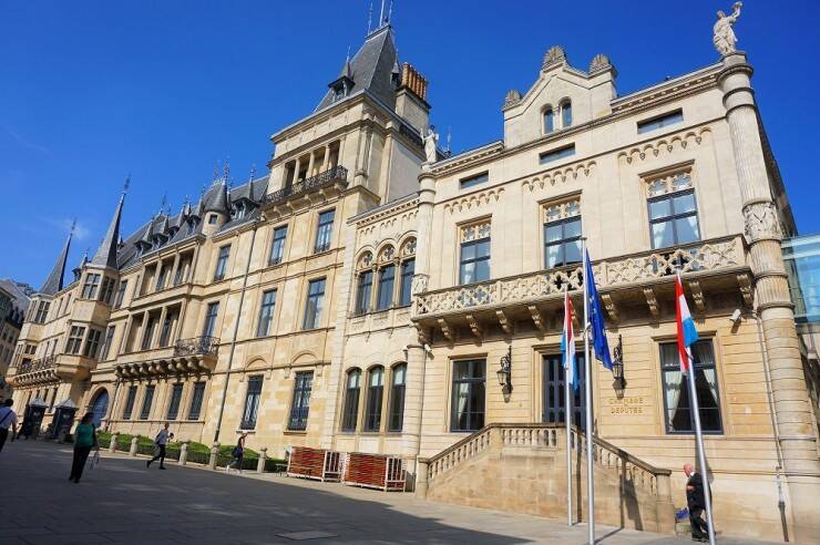 本物のヨーロッパの古城「ロックハート城」、ドラマのお金持ちの家はここだった！ナギノート 旅よみもの