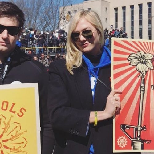 イヴァンカ・トランプの義弟、ジョシュア・クシュナーが銃規制を求めるデモ「March for Our Lives」に参加