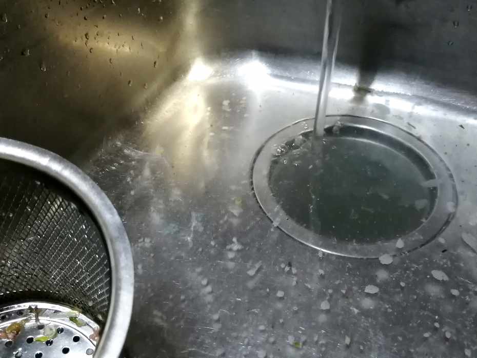 キッチン排水口の流れが悪い原因自分でできる5つの簡単つまり解消法とは - くらしのマーケットマガジン