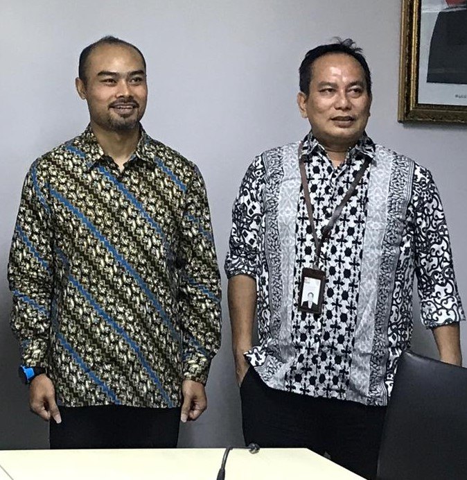 金杉駐インドネシア大使の「バティックの心得」 – +62plus 62