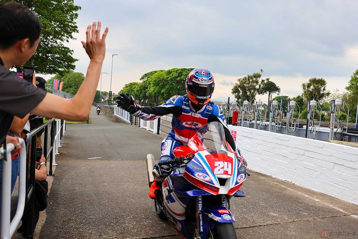 マイケル・ダンロップ - CDJournal