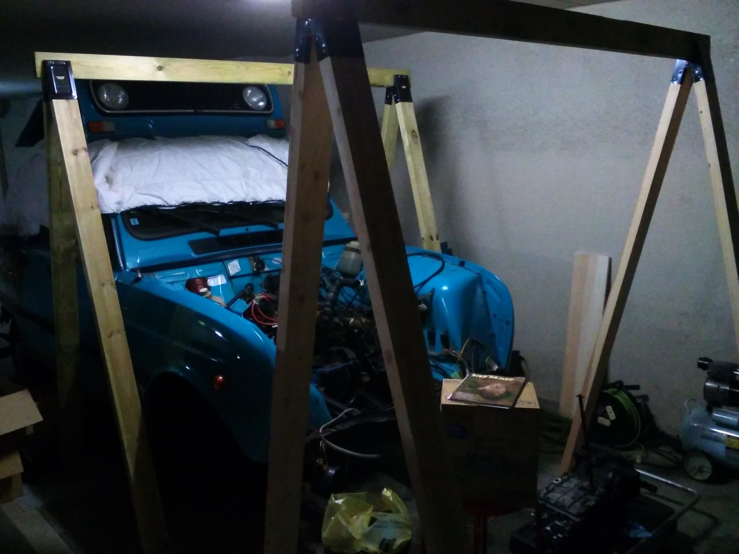 単管パイプの軽トラ丸太の積み降ろし門型クレーン趣味工作の便利屋：あなたの困っているものづくり・試作を応援します