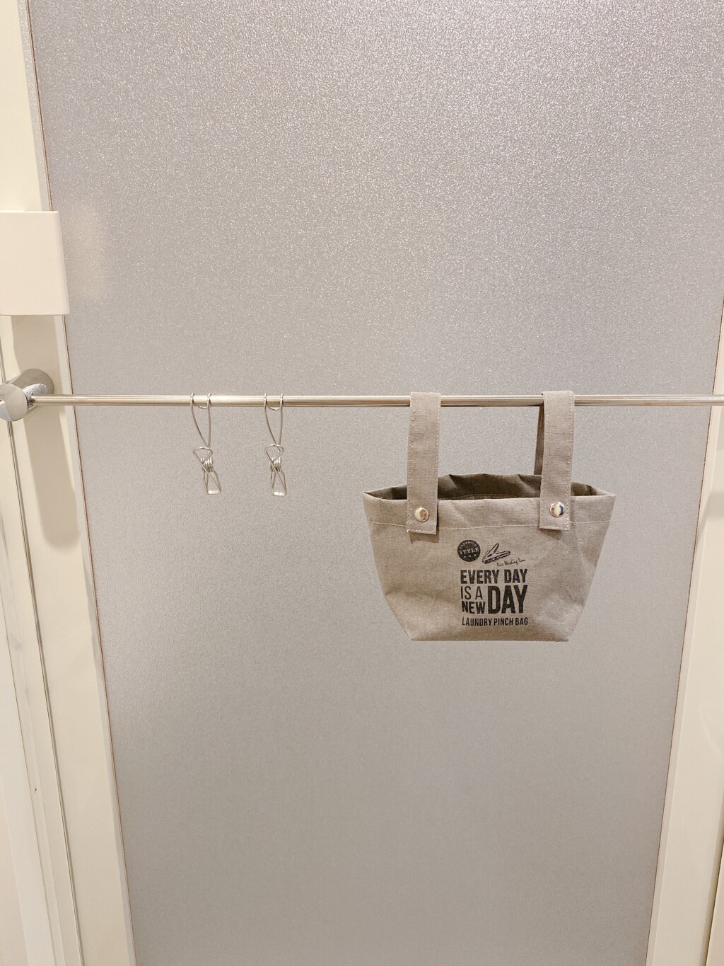 ニトリ 洗濯らくらく 多機能 角ハンガー ダークグレー 40ピンチ: ニトリ Yahoo!店 - 通販 - Yahoo!ショッピング