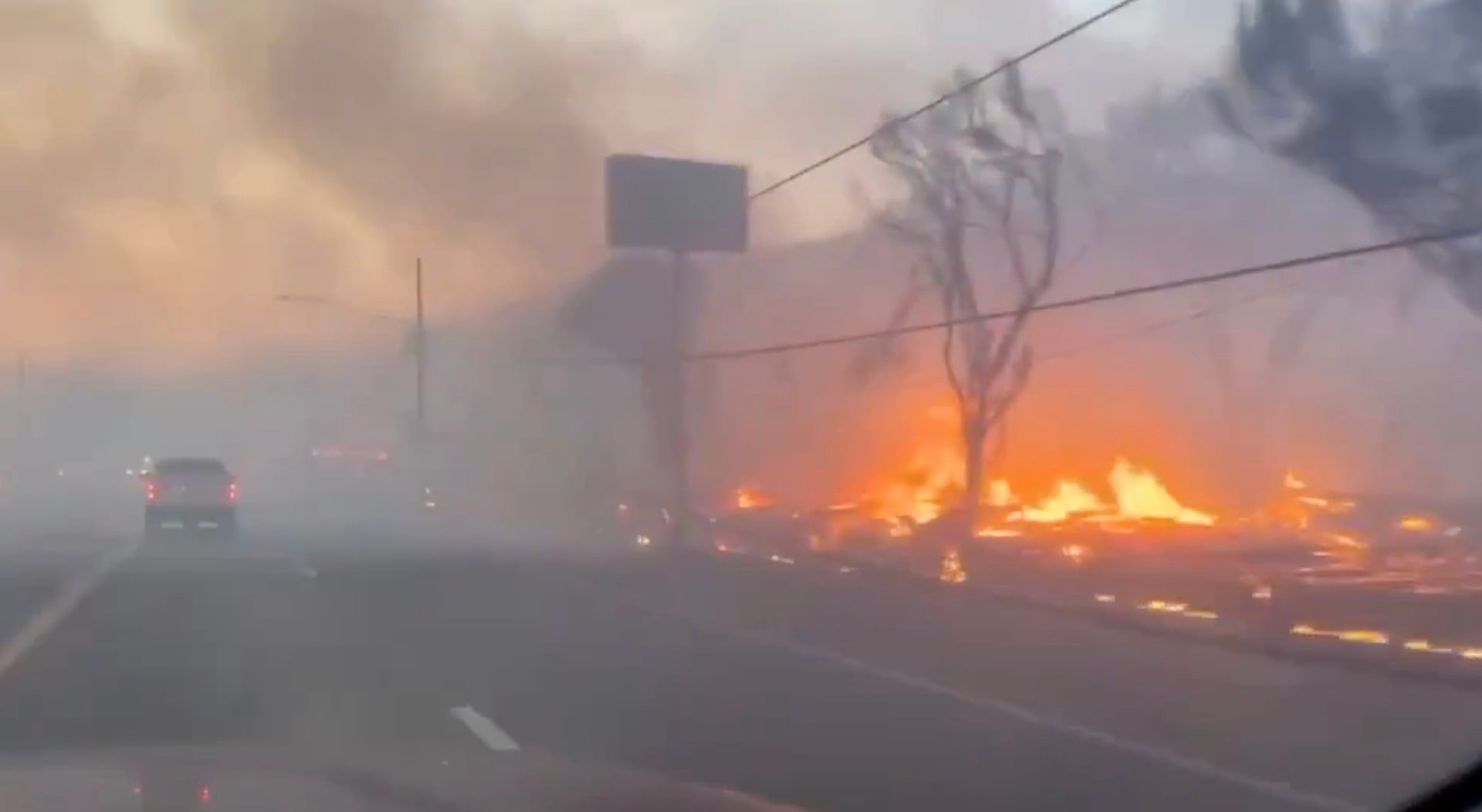 まるで地獄のよう」ロサンゼルス山火事でエンタメ業界にも深刻な影響、家を失い途方に暮れるセレブたち、収録やイベントの中止・延期も相次ぐ -tvgroove