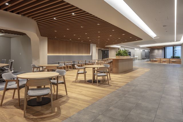 273：23 8 6 日 •TRM•ブリッツ40•中外ライフサイエンスパーク横浜グラウンド - Over50サッカーチーム：ブリッツ横浜50 -シニアサッカ