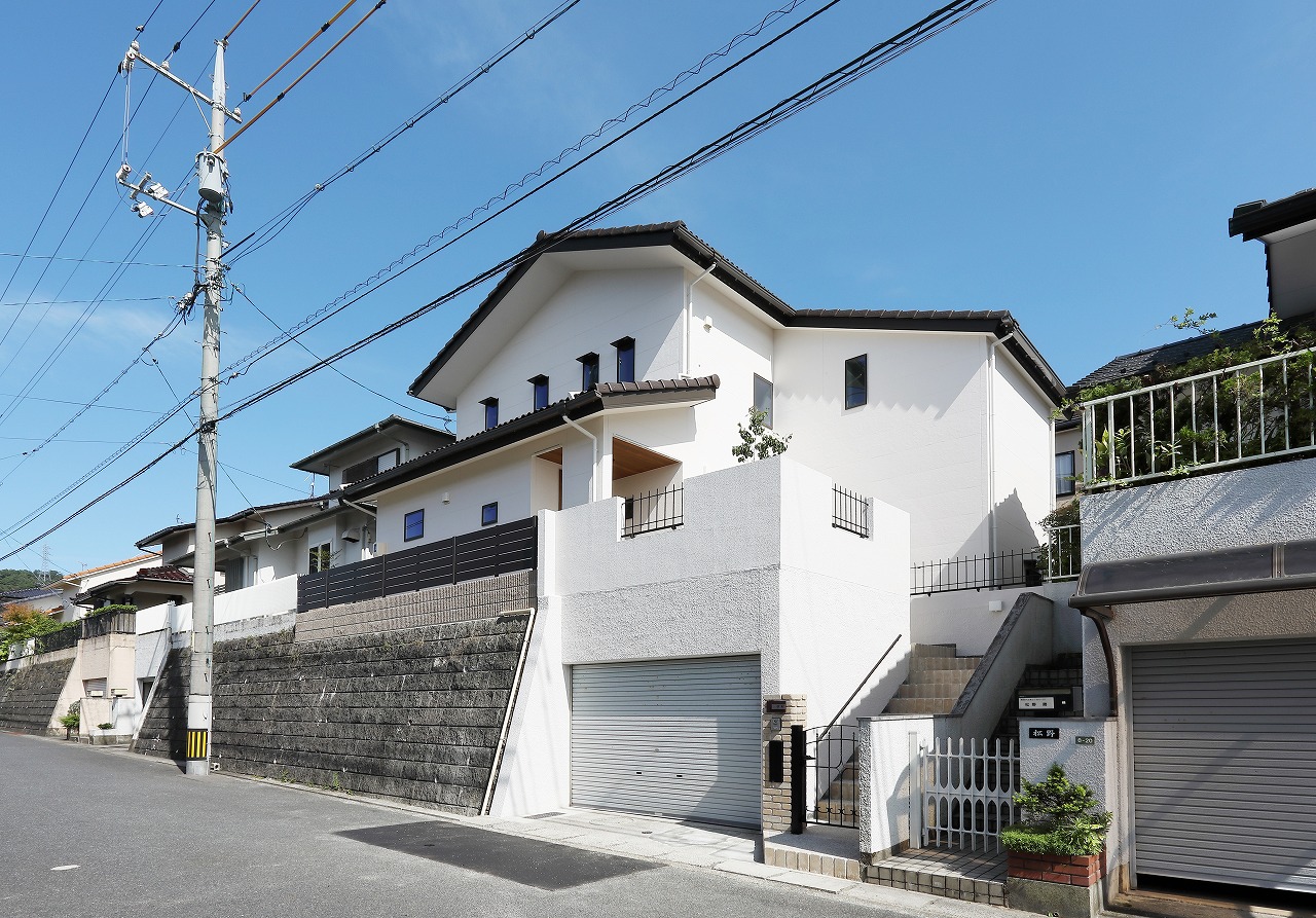 掘り込み車庫の前にテラスを設置‼リフォーム専門店ＲＡＣ ラック