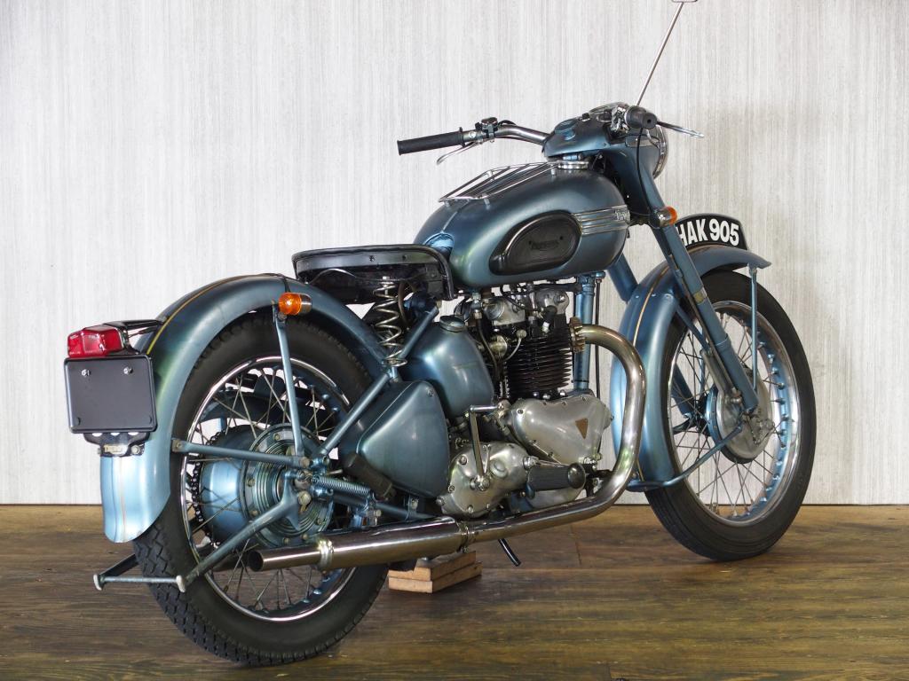 トライアンフの中古車一覧 全国カーセンサー